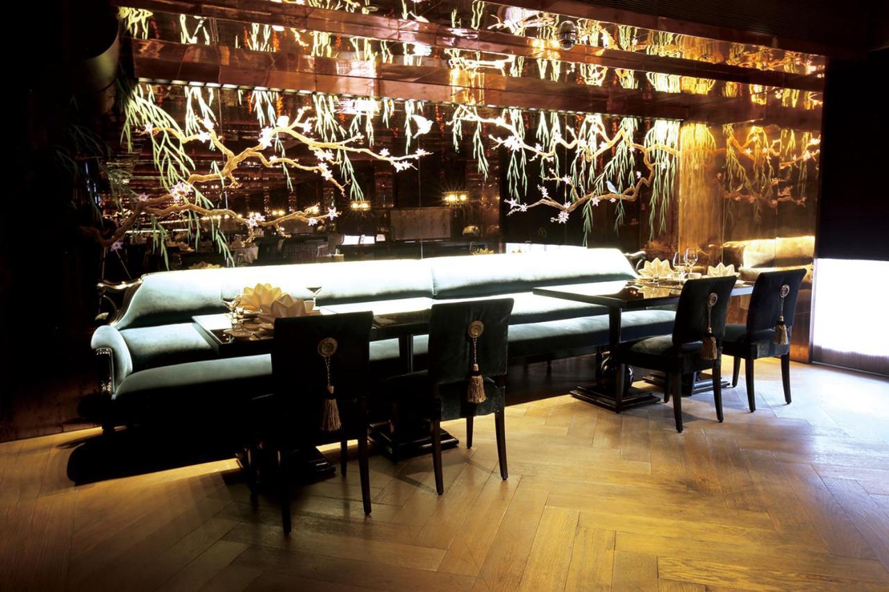Palais De Chine Hotel Taipei Exterior photo Interior of the restaurant