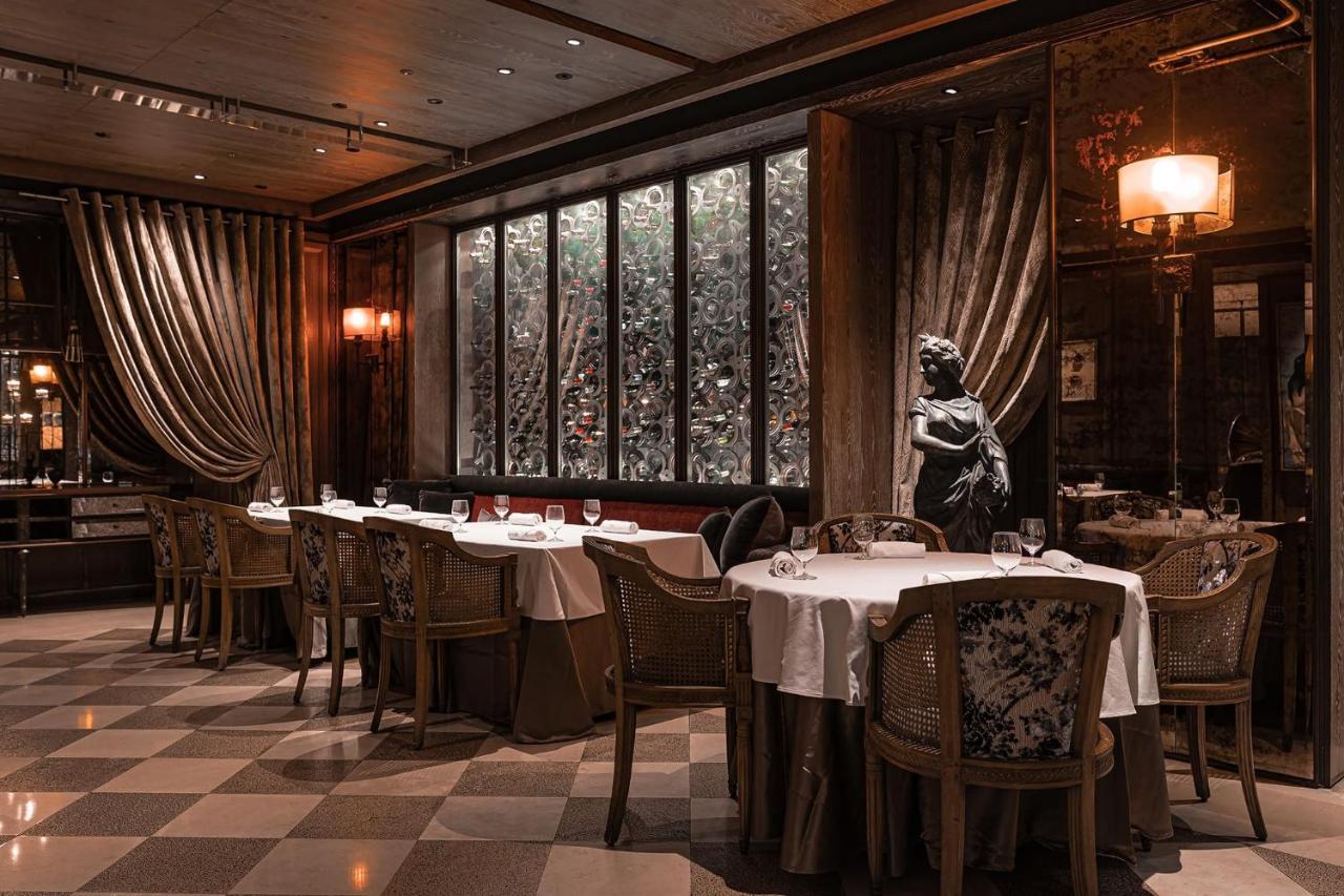Palais De Chine Hotel Taipei Exterior photo Restaurant in the hotel