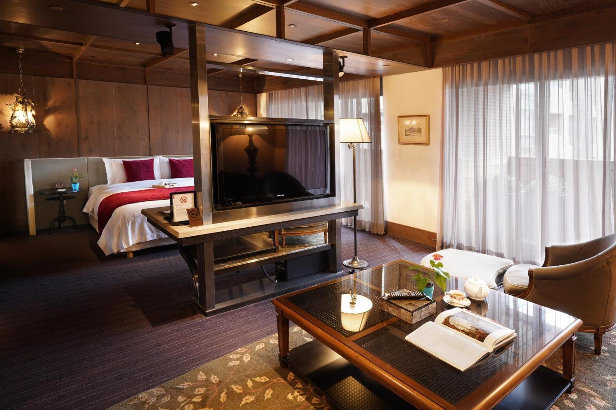 Palais De Chine Hotel Taipei Exterior photo A suite at the hotel