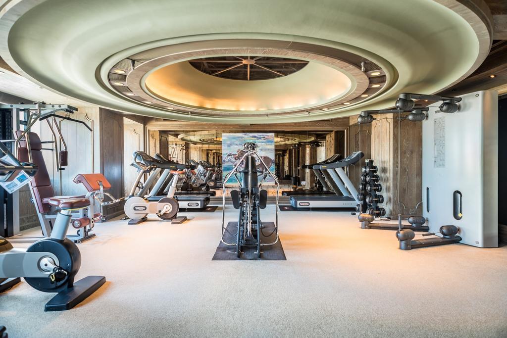 Palais De Chine Hotel Taipei Exterior photo The gym at the hotel